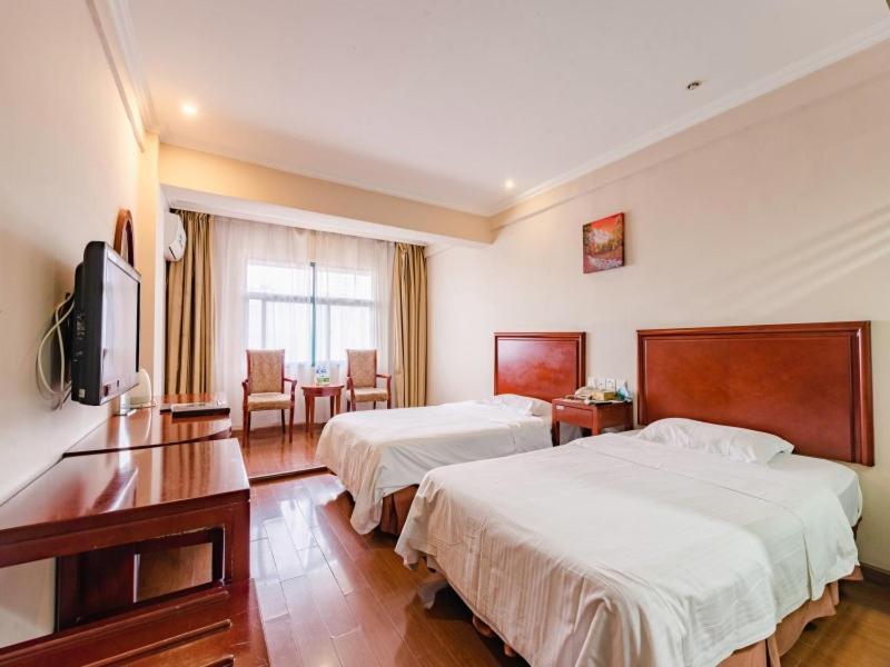 Yaowandukou Greentree Inn Henan Xinyang Gushi Zhongshan Avenue Hongsu Avenue Express Hotel מראה חיצוני תמונה